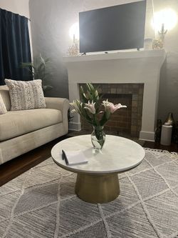 Beautiful Newish Marble Coffee Table