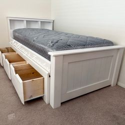 Twin Bed And Mattress With Drawers 