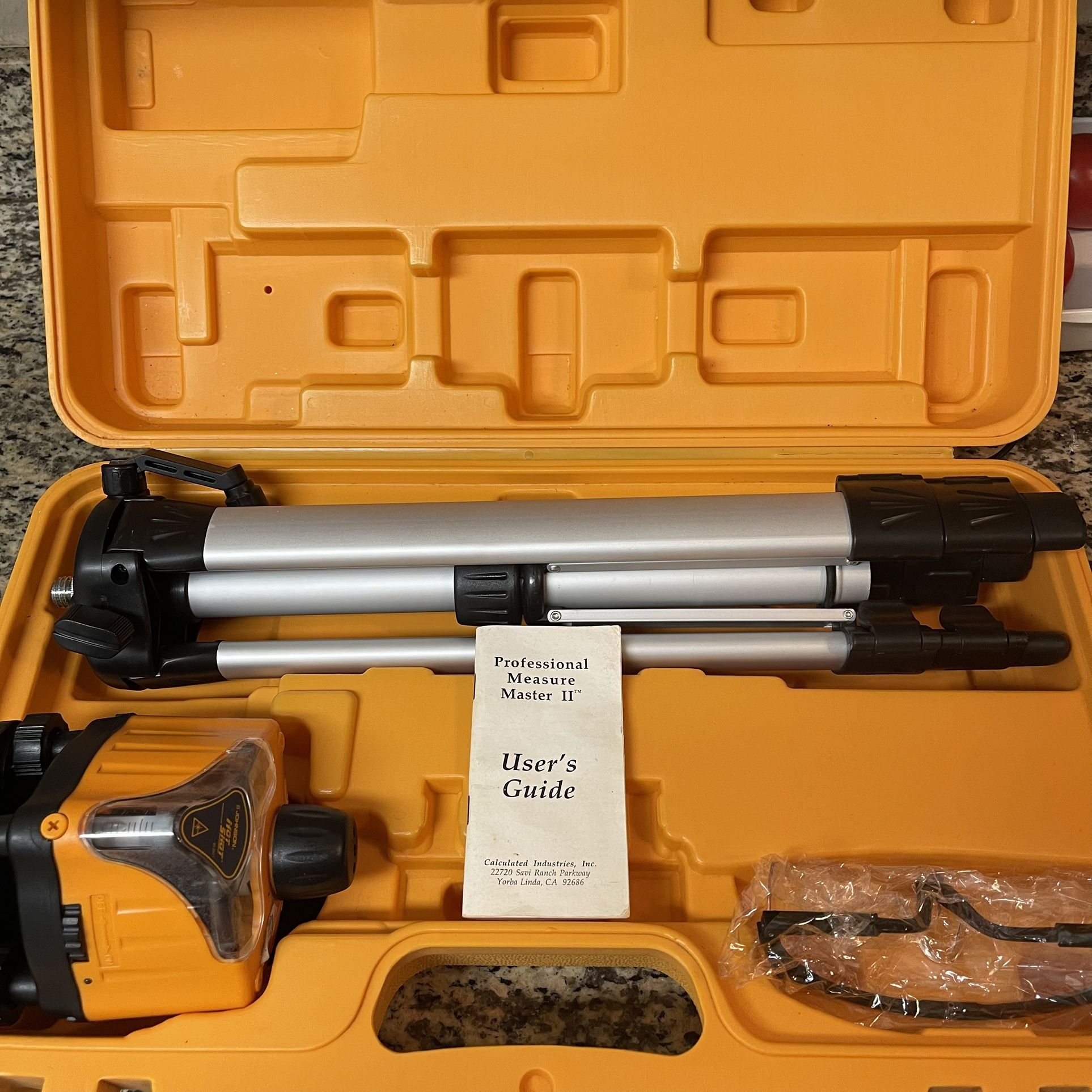 Johnson Level And Tool Hot Shot Rotary Laser Level Kit