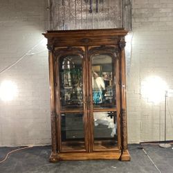 Henredon monumental beveled glass curio cabinet from their Amalfi Coast collection