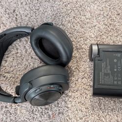 SteelSeries - Arctis Nova Pro Wireless Multi Gaming Headset for PS5, PS4, PC, Switch - Black