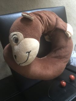 Kids travel pillow