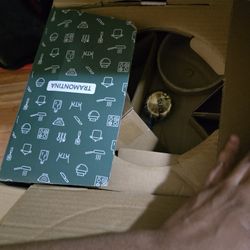 Two Enamel Cast Iron Dutch Ovens 1/4 Quart 1 6 Qt Two Dutch Ovens Unused But Box Is Open For Sale