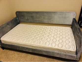 Daybed / Twin bed