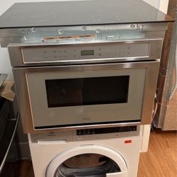 THERMADOR MICROWAVE DRAWER 24”