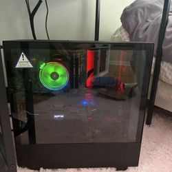 Gaming PC With Monitor 