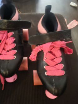 Women Skates Size 7