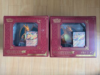 Charizard EX Super Premium Collection Box Figure