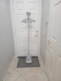 Clothes Steamer