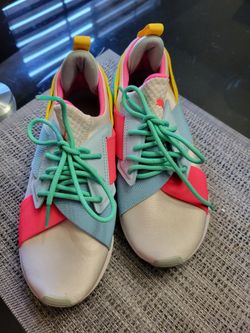 Tennis Puma Size 5.5
