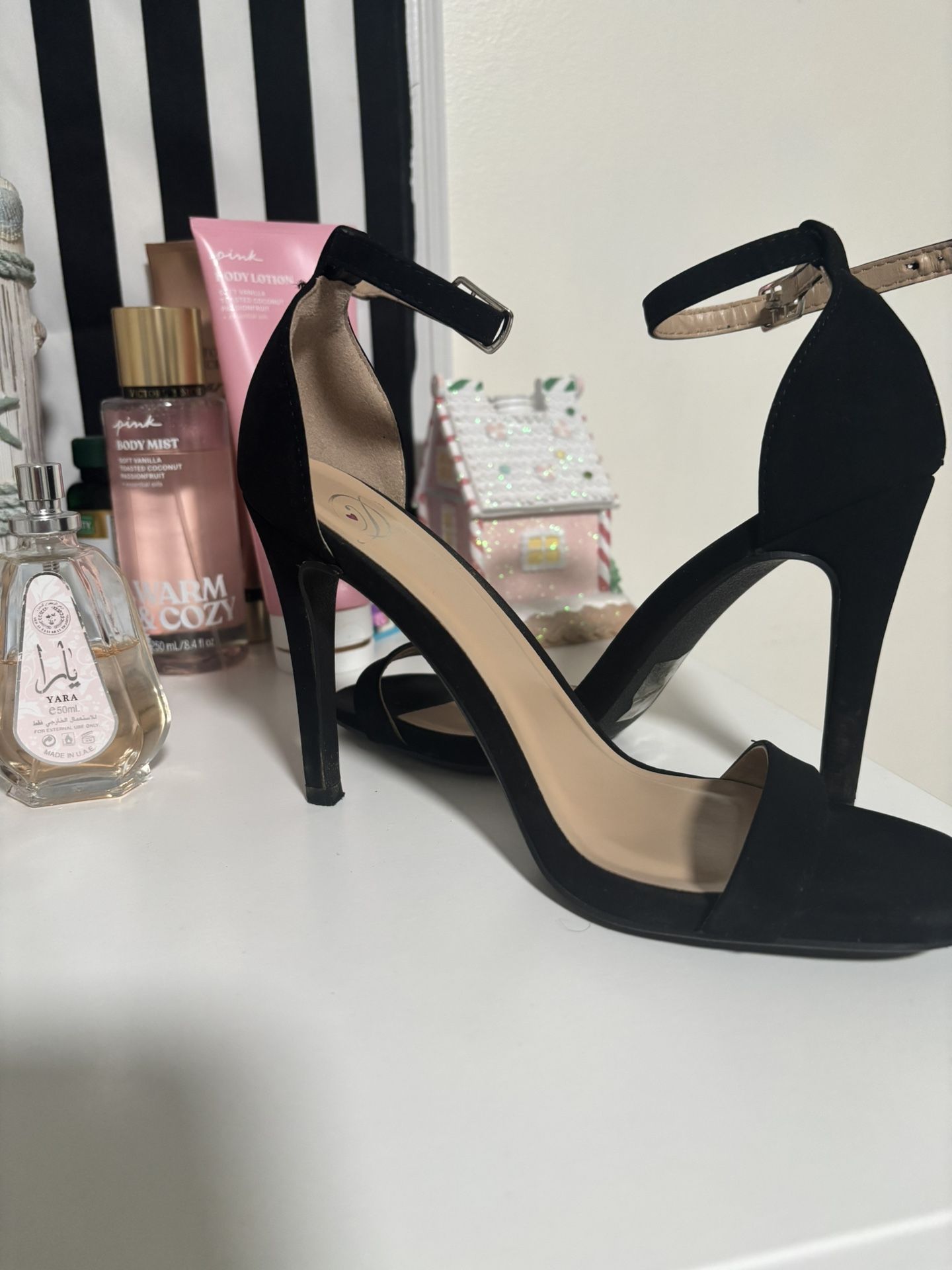 Olive ole - Black heels