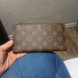 Lv Clemance Wallet