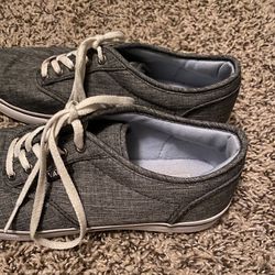 Gray Vans shoe size 6.5 Great condition 