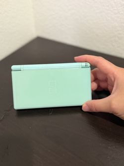Nintendo DS lite