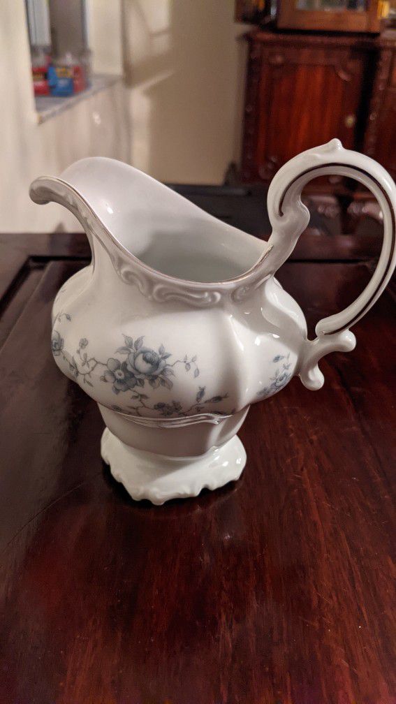 $5 Vintage China Creamer Pot