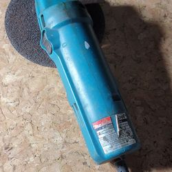 Makita Model N9514B 4 Disc Grinder 11 000 RPM for Sale in Stockton CA OfferUp