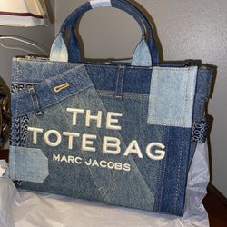 MARC JACOBS THE DECONSTRUCTED DENIM MEDIUM TOTE BAG 