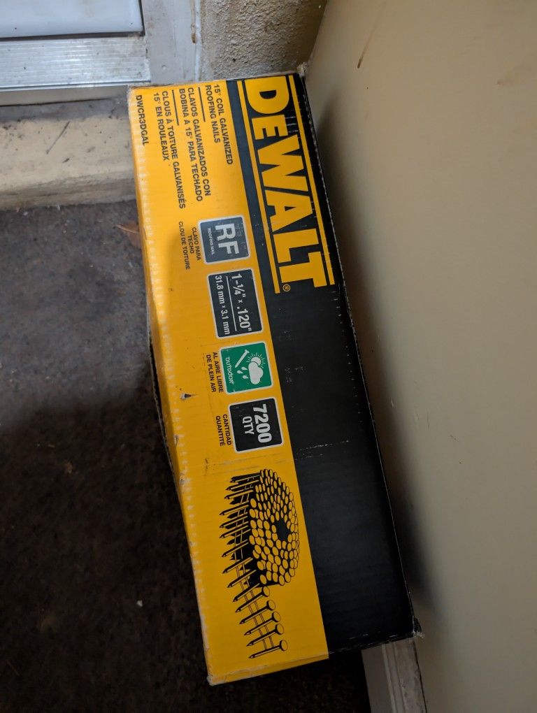 DeWalt Coil Roofing Nails