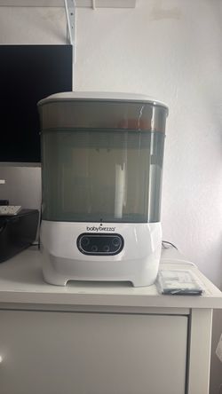 Baby Brezza Bottle Sterilizer and Dryer