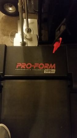 Proform 585 ex discount wide deck treadmill