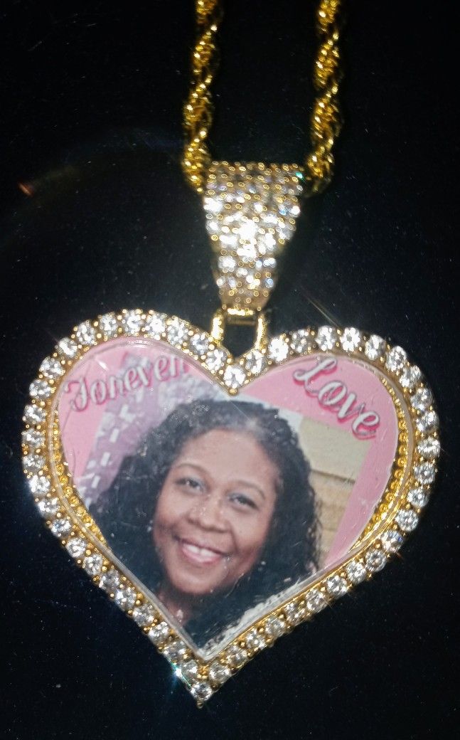 RIP CHARM AND CHAIN