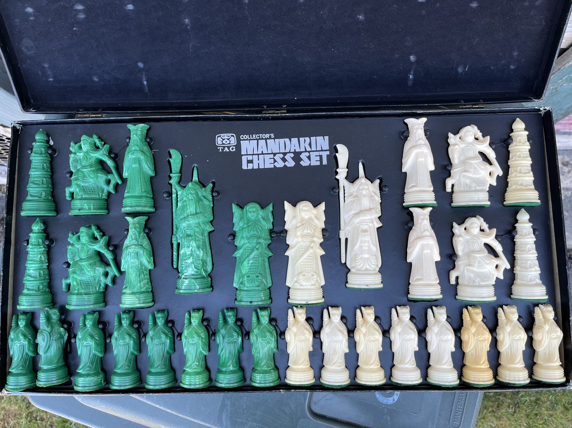 Vintage Tag Mandarin Chess Set