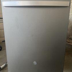 GE Dishwasher 