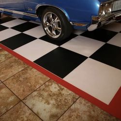 🚗 BRAND NEW G-Floor® Imaged Parking Pad – Checkerboard Style! 🚗
