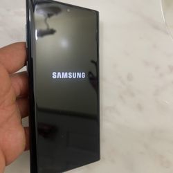 UNLOCKED SAMSUNG GALAXY NOTE 10 PLUS / LOW PRICES 
