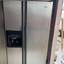 Refrigerator Whirlpool 