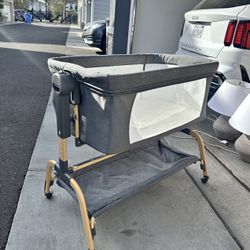 PRICE DROP! Angelbliss 3-in-1 bassinet