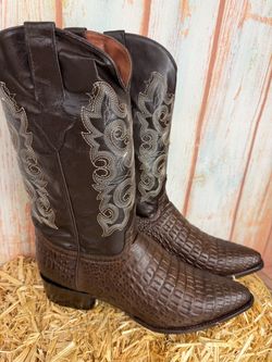 NEW SIZE 13.5 COWBOY BOOTS BELLY