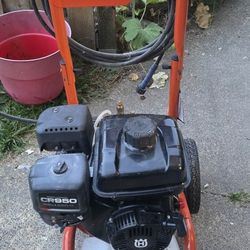 Husqvarna PW3200 Pressure Washer