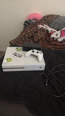 Xbox one with cords (can make a offer just depends)