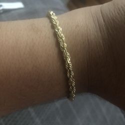 10k Gold Bracelet