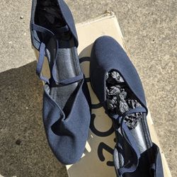 Size 7 1/2 Women's Dress Shoe 