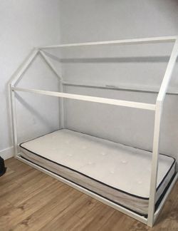 Cama de niña