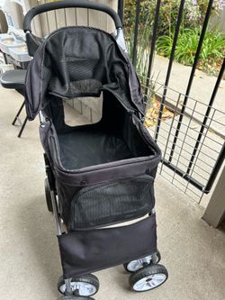 Dog stroller