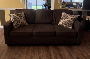 Brown Fabric 3 Seat Pull-Out Sofa Sleeper Couch w/2 Throw Pillows