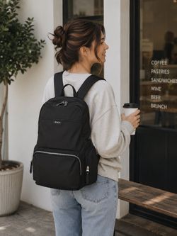 Authentic Tumi Voyageur Calais Backpack - Black, lightly used