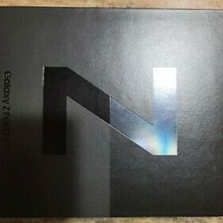 Samsung Galaxy Z Fold3 5G SM-F926U-512GB-Phantom Black (Unlocked)



