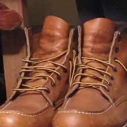 Red Wing Boots Size 9 Usa
