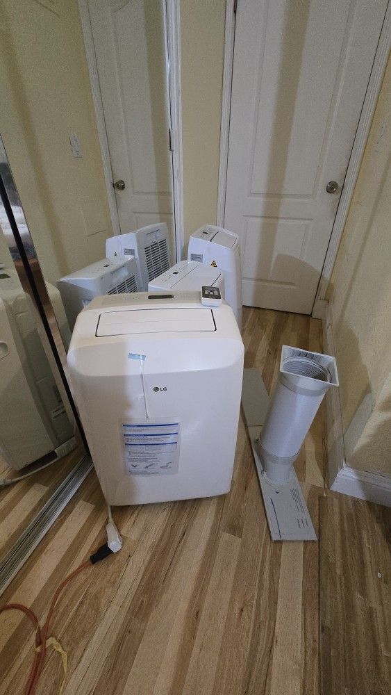Portable air conditioner by LG model LP0817WSR 8,000 BTU in excellent working condition
