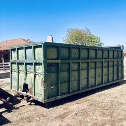 ROLL OFF TRASH DUMPSTER CONTAINER