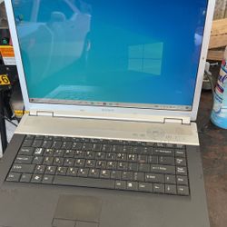 Sony Laptop It Works But Battery Bad Only Use With Charger $100 Obo