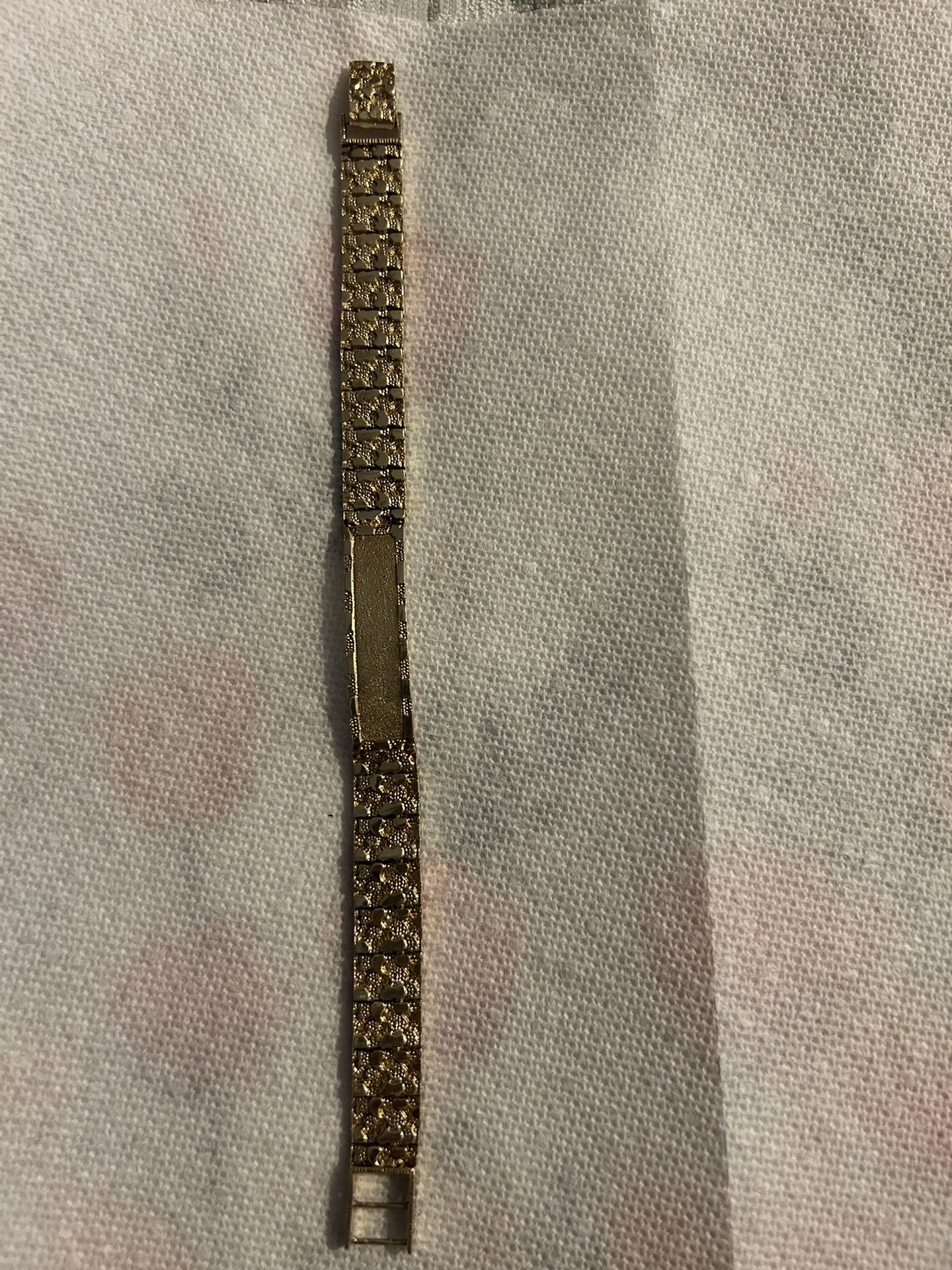 Bracelet