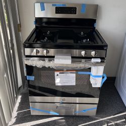 GE GAS STAINLESS STEEL 30” STOVE