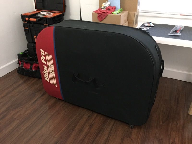 Bike Pro USA travel bike carrier bicycle case for Sale in Coral Gables