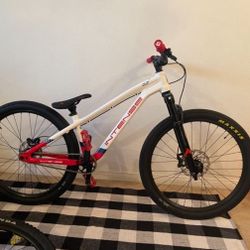 Intense Dirt Jumper 
