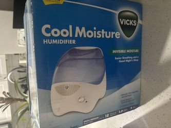 Vicks Filtered Cool Moisture Evaporative Humidifier, V3100